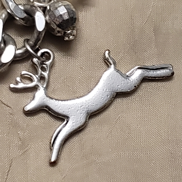 Antique Sterling Silver Snow Activity Themed Charm Bracelet . - Picture 6 of 10